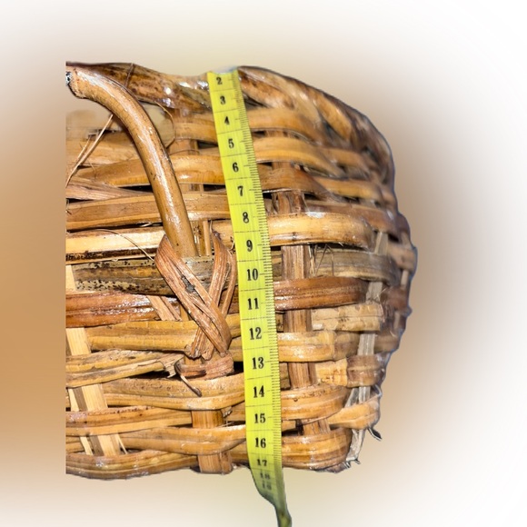 Wooden woven basket for decor - Picture 11 of 12